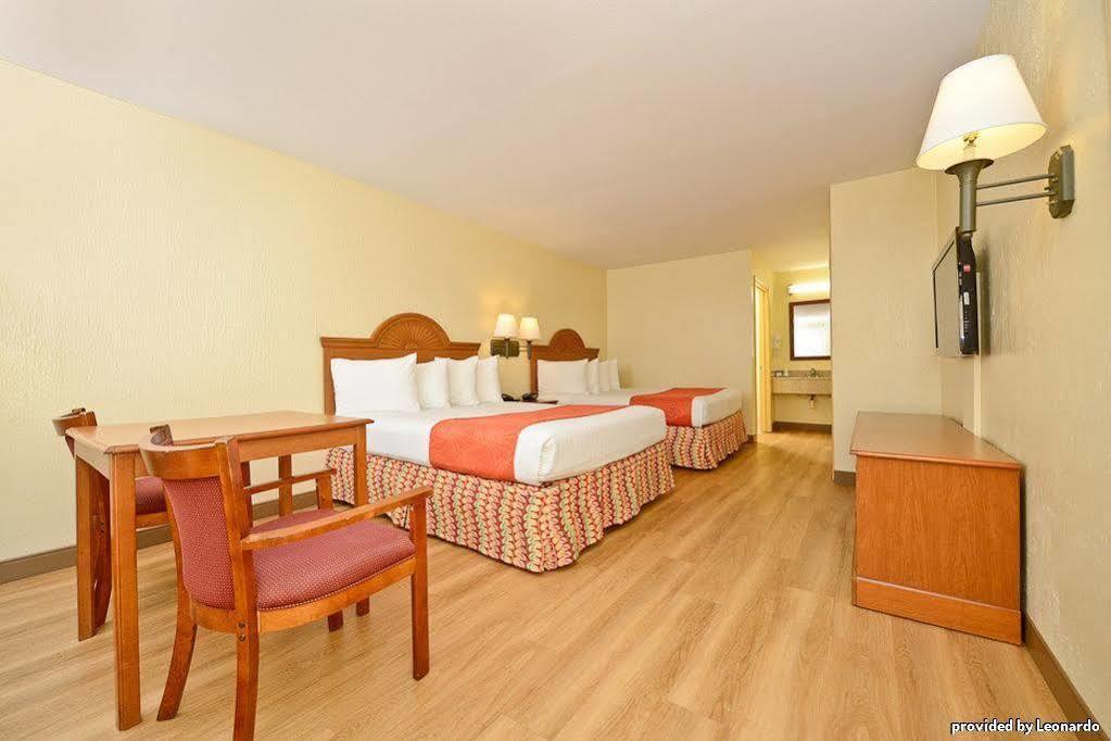 Western 3* Port Aransas